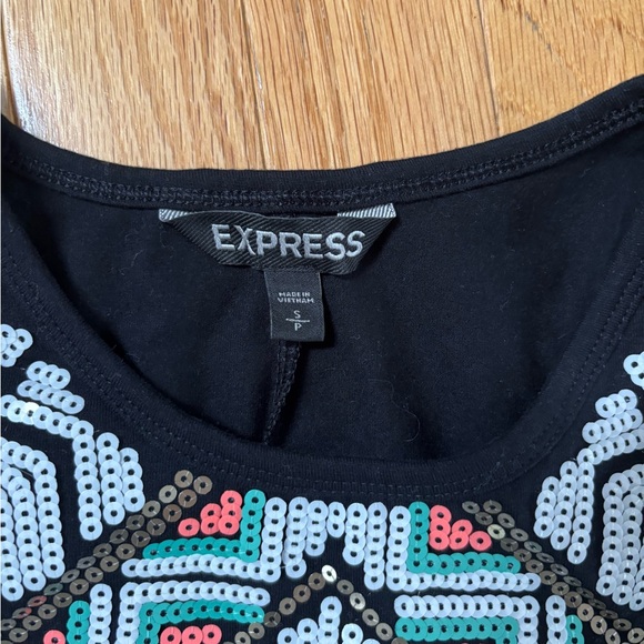 Geometric Patterned Black Dress - Picture 2 of 3